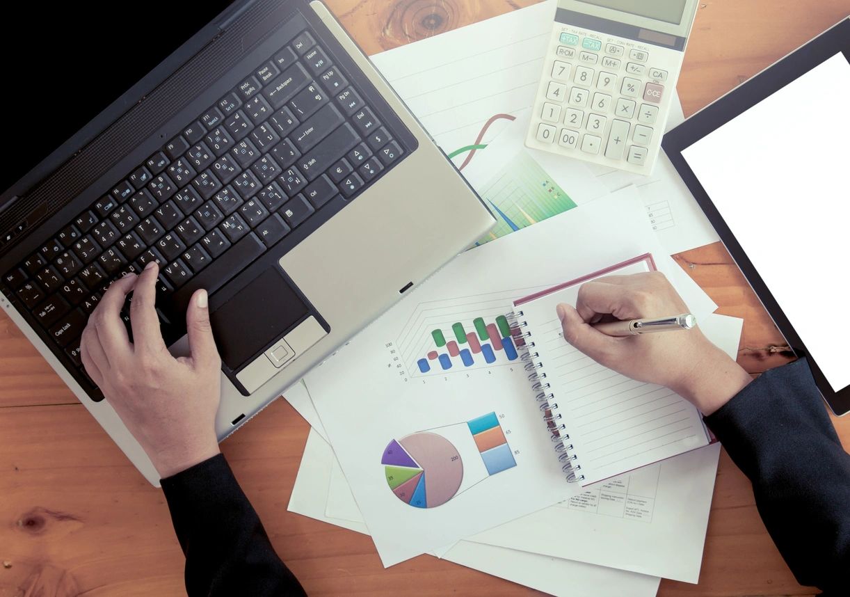 5 things to consider before doing your own accounting